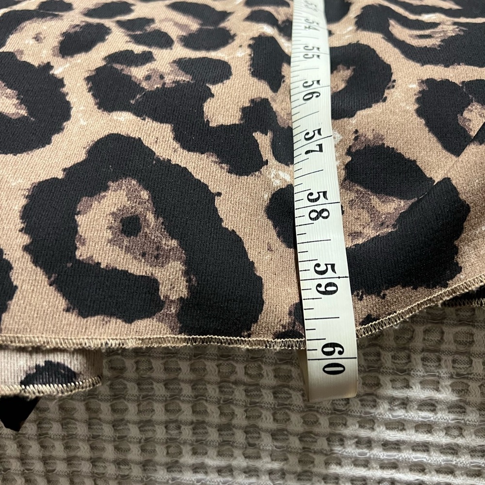 SHEIN Black and Tan Wrap Gown with Bishop Sleeves - Picture 10 of 11